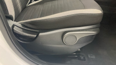 Hyundai i10 1.0 MPi SE Connect 5dr Petrol Hatchback